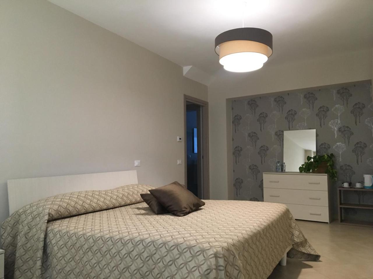 Home Holiday "Da Mamma" Alba  Zewnętrze zdjęcie