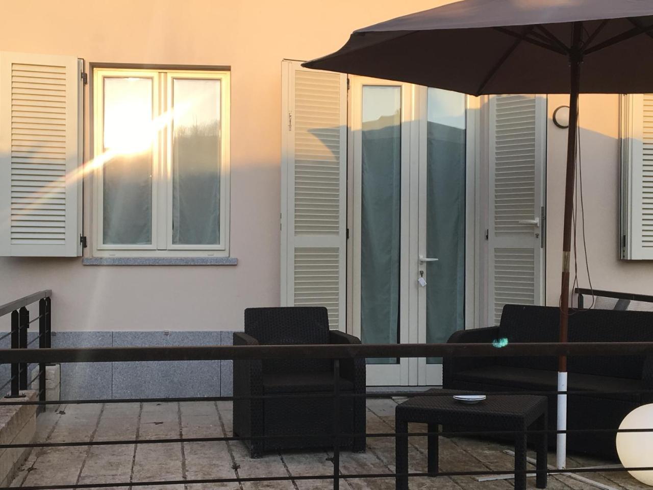 Home Holiday "Da Mamma" Alba  Zewnętrze zdjęcie