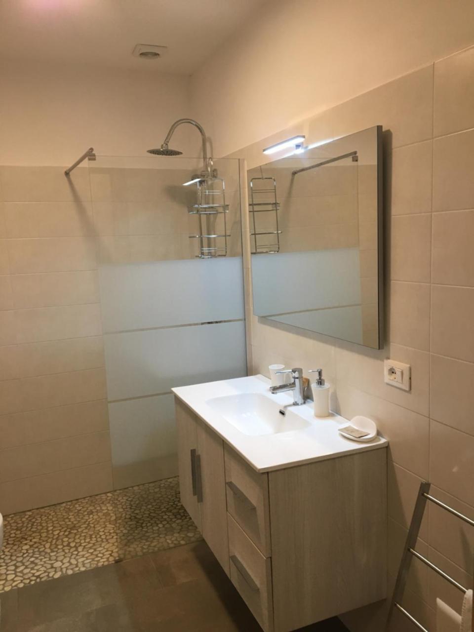 Home Holiday "Da Mamma" Alba  Zewnętrze zdjęcie